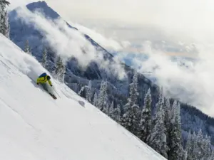 Revelstoke Mountain Ski Resort Packages